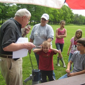 09